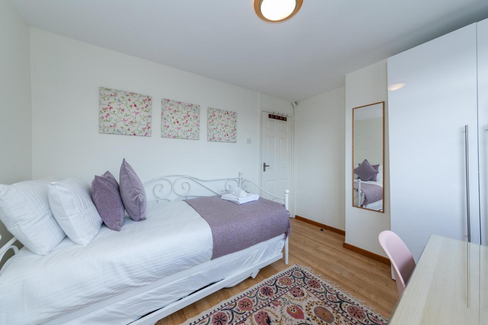 Holiday home Family Home, View Of Windsor Castle Dorney